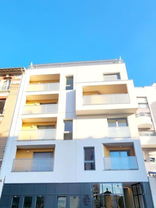 New & Serene II 1 Bedroom Appartement Near La Defense Paris Parking And Fibre 叙雷讷 外观 照片